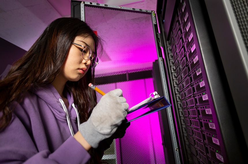 Xian-He Sun Computer Lab