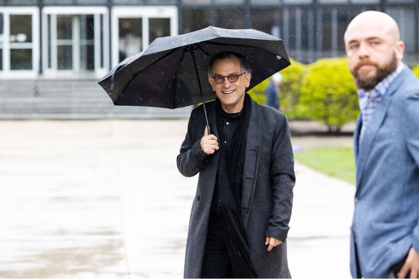 Reed Kroloff leads a tour of Illinois Tech's Historic Mies Campus