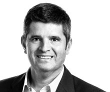 Headshot of José Pons, scientific chair of the Legs and Walking AbilityLab at Shirley Ryan AbilityLab